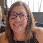 Profesora de educación Especial, especializada en autismo y problemas de conducta y aprendizaje.